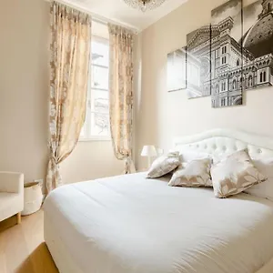  Appartement Duomo Luxury With View